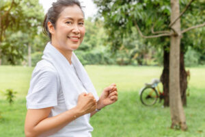 巴金森氏症害怕走路、不敢回诊！林志豪医师4大治疗法，让你走路越走越远越有信心