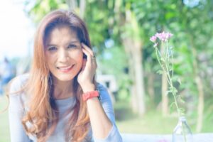 得巴金森氏症,也有光鲜亮丽的权利!生病并不可耻,需要的是别人的帮忙不需要怜悯