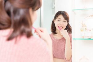 牙齿决定我们会不会得“失智症”？林志豪医师：注意4件事远离牙周病、脑部退化