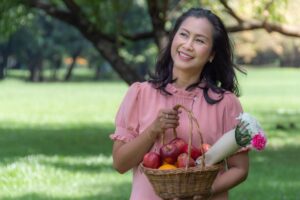 胆固醇过高怎么办?不能吃肉、只能吃青菜吗?医师破解3大迷思