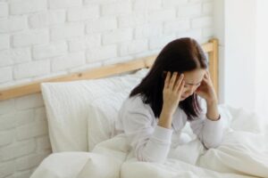 发烧、头痛可能是“皮蛇”上身?脑神经内科医师:出现4个初期症状,尽速就医治疗