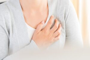 胸闷痛又喘冒冷汗,牢记5大急性心肌梗塞病征,把握黄金抢救期