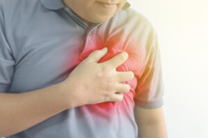 没有三高，53岁男子突然心肌梗塞！医师：出现3症状，立刻叫救护车不能拖