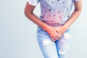 50后，腰酸频尿、反复尿路感染，是骨盆松弛？医师完整解析病因、治疗手法