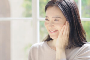 每年因心血管疾病离世的女性人数,超过乳癌7倍!医师:出现4症状,一定要注意