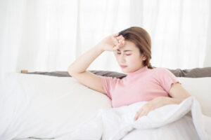 耳鸣?心、天旋地转！健保资料库显示女性眩晕是男性2倍！医解析原因：50后要注意