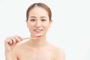 洗牙牙齿会变白？牙周病一定要拔牙？完整解析常见的牙科问题TOP5