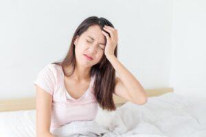 头痛、肩颈痛,吃止痛药还是常复发!治疗师教3个动作,自己就能减少头痛发作