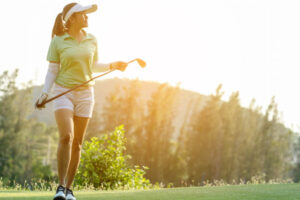 热爱生活的人会疼爱自己,打扮出最佳状态!不卑微向往、命运,在坚持热爱中前进