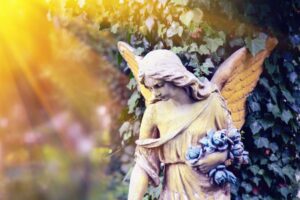 新冠肺炎》“一个健康的社会不该只有一种声音”李文亮逝：希望如期而至的不只是春天，还有疫情过去的你