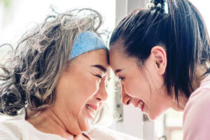 大家只看到我照顾妈妈的“孝顺”！他们不知我也过了60岁，也要面对挣扎、病痛