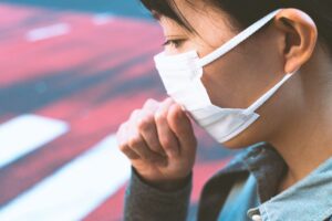 我是肺炎、流感、感冒、气喘还是肺癌？完整解析呼吸道疾病：出现“这些”症状速就医