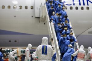 第2次武汉台商包机抵台，361人将隔离检疫14天！6张图看懂下机检疫流程