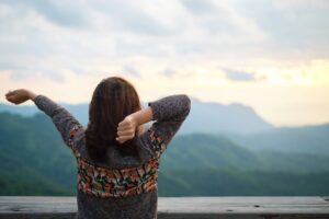 没有疫苗出现之前都会持续下去！防新冠肺炎40天体悟：生活要过下去…选择当温软善良的人很重要