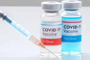 新冠肺炎疫苗》副作用有哪些？自费、公费去哪家医院接种施打？完整疫苗Q&A秒懂