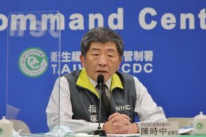 新冠肺炎》院内感染容易造成吗?胸腔暨重症医师:6个可能,导致医疗人员互相感染