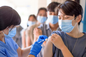 新冠疫苗残剂预约、免排18小时！双北14医院“残剂线上登记平台”预约规则、名额一次看