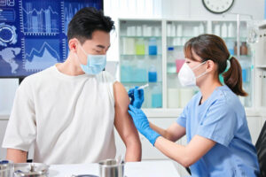 千万剂BNT开学前若到货，40-44岁有望“这月”开打！快学疫苗预约系统怎么操作