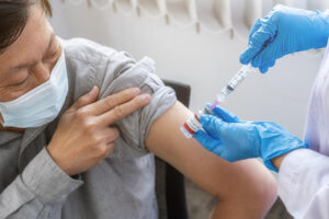 第2批莫德纳疫苗怎么预约？今7/6开始登记！一次弄懂12县市“疫苗预约”接种规则、对象