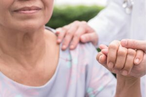 另一半病重，你多久才有快乐的权利？医师：没有谁规定的算