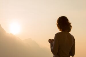 死亡教我的事：生前心存善念，多做好事，隧道的尽头就是光明