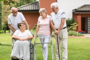 借镜国外“慈悲关怀社区”经验!TW迈向超高龄社会,更需要邻里互助