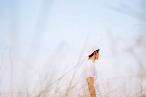 从小活在资优哥哥、偏心对待阴影下,他变成最欣慰的儿子!癌父:谢谢你照顾着爸妈