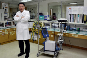 只能看着肺癌患者下半身黑掉、坏死…柯文哲：医生不是神，不是每一个病人都能救回来