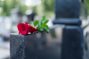 人生“最后一间房”怎么选?5种环保葬、火化土葬与塔葬,完整解析价格带、购买要领