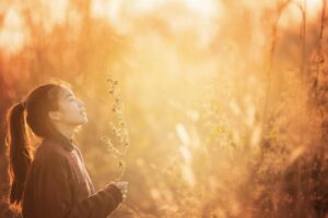 当身体病痛看不好时，该怎么办？她十年来求神问卜、祈祷算命，最后无论人鬼神，都给“这个”答案！