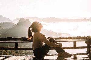 50岁后最伤感的是…人生剩没有多长,我却不敢活出自己!有些事现在没做,以后也没机会了