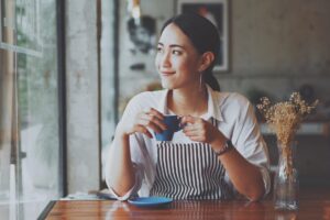 中年后要断舍离不喜欢，才有机会遇见更好的！物品就跟人际关系一样，先有舍才有得！