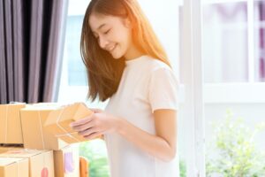 50岁的断舍离带来幸福,留下的每样东西都弥足珍贵:从“想要这个”到“有这个就足够了”