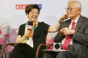 其实上天不是很公平，所以我要做公益！张淑芬新书张忠谋写序：芬像“刺猬”，只知行善这大事