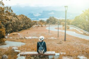 不缺钱、不缺朋友、不缺爱情、不缺梦想！一个人也可以过得很好，人生超快乐