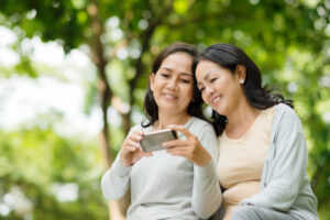 人际关系只要“八分满”!凡事都不要“太过头”,朋友之间也是一样