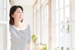 成熟的人，会懂得好好照顾自己，若有人说“你不够好”，请不要听进去