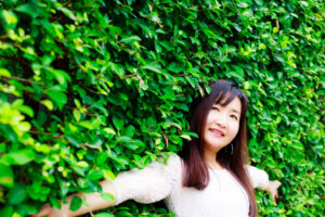 活到中年,随缘过日子!5个金句教我的事:没有阴影就无法绘出光线来,幸福也一样