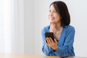 孩子教手机3C问题,总是不耐烦?给50岁后的你1个中肯建议