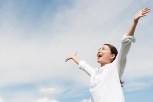 50岁后,不适合自己的,就勇敢放下!善用4招,学会注视生命中的美好