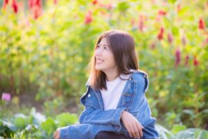 最想做的事，不要拖延！不妨告诉身旁的人，他就是奇迹，对他说：感谢你待在我身边