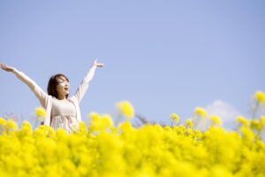 多想一点未来的事,就多一点力量!因为自己过去发蠢,才能学会聪明一点、活得更好