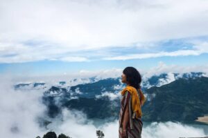 对世界失望，世界不痛不痒，对别人绝望，别人懒得理你！改变心态是解决困境的好方法