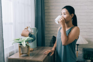 年纪越长,越不能接受欺骗!被朋友骗一次是蠢,被骗很多次就是自己下贱