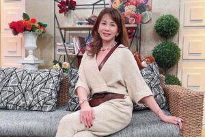 19次试管失败丈夫却外遇！周丹薇笑谈昔低潮到“连鬼都不怕”：爱自己多点才能放下