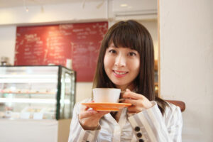 只要我能力够好,别人就必尊敬我!原来,我一直继承爸妈的自卑感,长成现在这样子