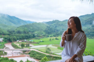 面对“人生的不如意”是很不容易的事!不把错怪在别人身上,承担自己责任很不简单