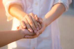 当父母需要长照的那天来临，别怕被说不孝！彼此给喘息空间也是爱的方式