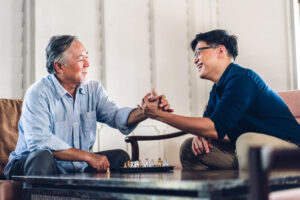 兄弟分家卖屋他拿数千万,想赠儿要如何节税?7种方式能选,这样作甚至“免缴税”!