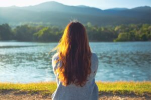 母亲分配完财产后生病…兄弟姊妹竟全都推给我照顾!如何要求子女扶养?互负扶养义务必备的2件事